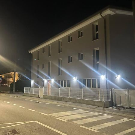 Garibaldi 16 Room Legnaro Dış mekan fotoğraf